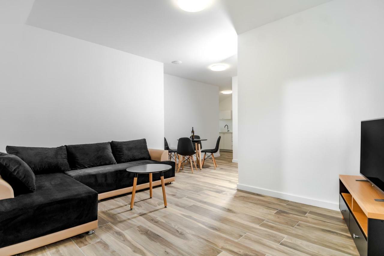 Apartments Mijo Dugi Rat Eksteriør billede